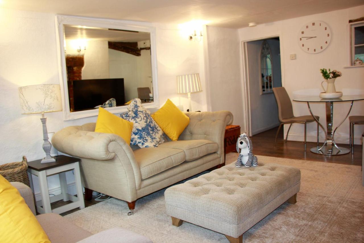 Romantic* Castle On The Hill Cottage *Framlingham Exterior photo